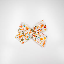 Load image into Gallery viewer, Summer Floral
