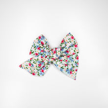 Load image into Gallery viewer, Summer Floral
